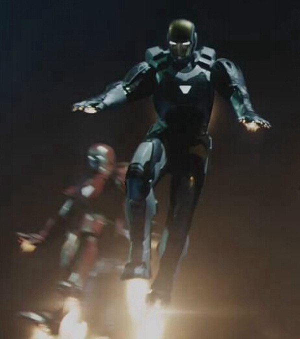 钢铁侠双子星视频,钢铁侠双子战甲