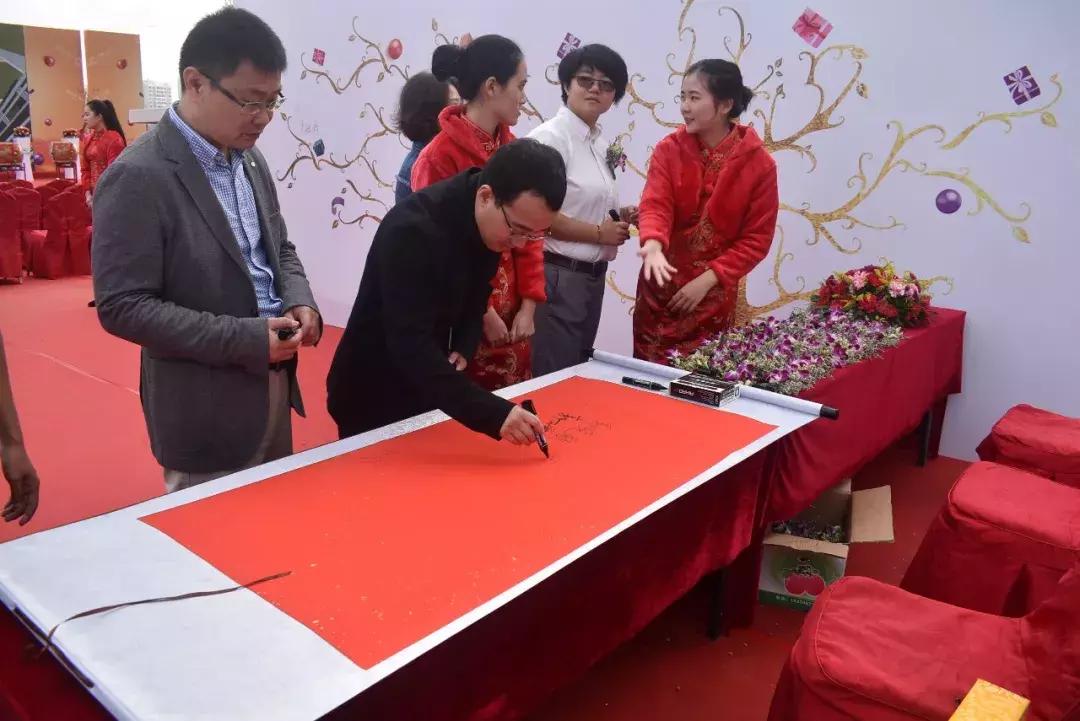 海南万宁华亚欢乐城高层最大户型,海南华亚欢乐城