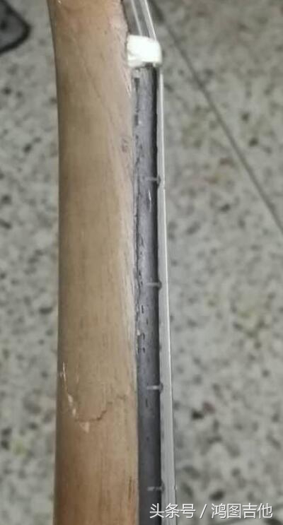 吉他琴头断裂修复教程,吉他琴头摔裂了可以修吗
