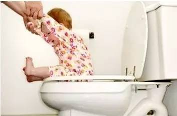 宝宝夜奶的正确方法图片,宝宝夜奶奶粉怎么喂