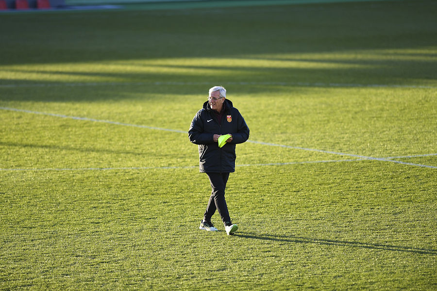 回忆足坛10年瞬间,足坛不可磨灭的瞬间