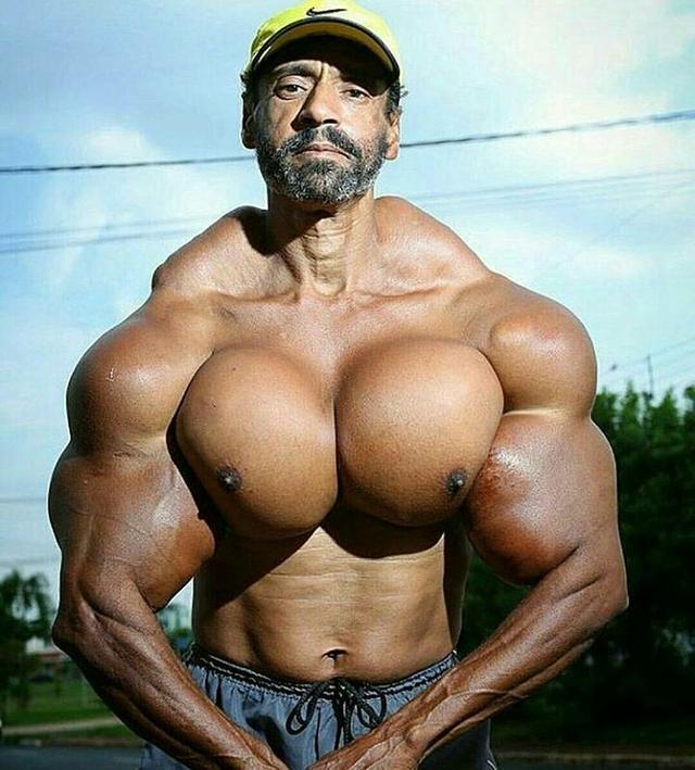 如何锻炼胸肌中间部位,如何锻炼胸肌右下方