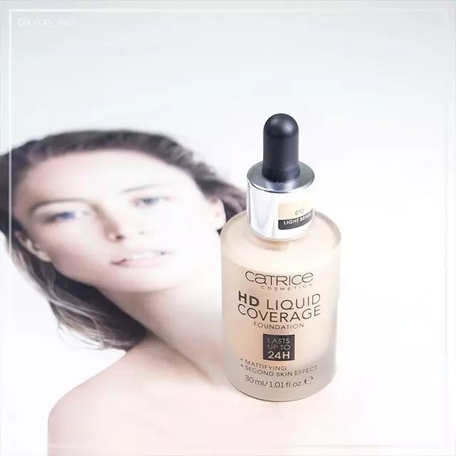 轻薄、舒适、不脱妆的粉底测评