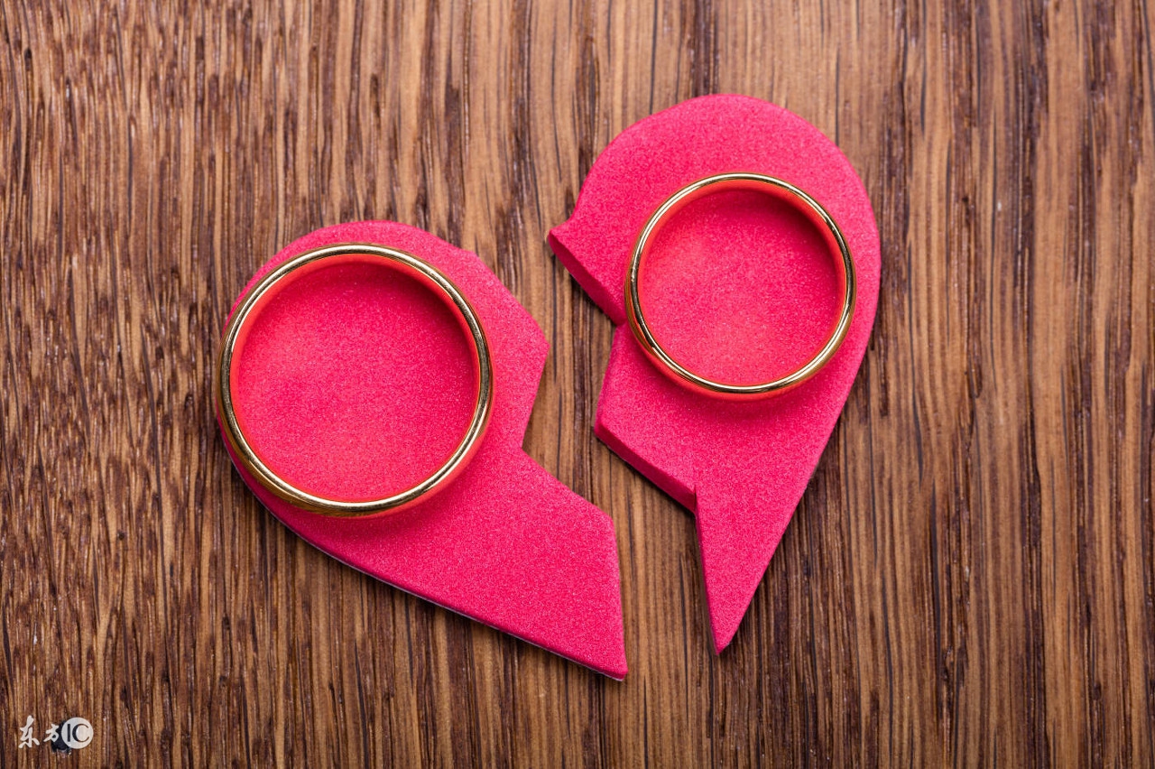 每晚听着小叔子的洗澡声，我憋着难受做了这决定！