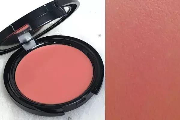 章子怡一身粉色系少女感满满,章子怡清爽有气质宛如18岁少女