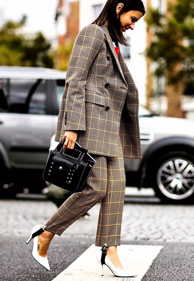 踩脚裤穿上竟然这么好看