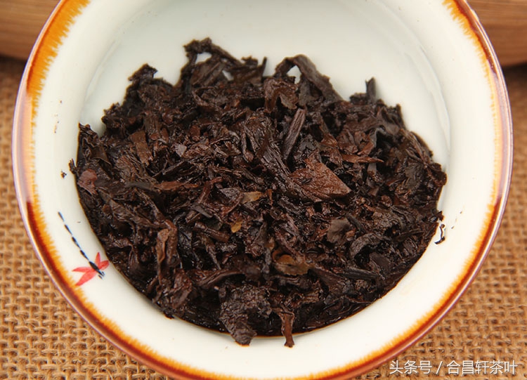 普洱茶里面长“茶虫”了，怎么破？