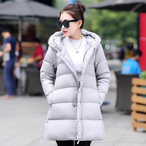 羽绒服用哪种洗护方法,羽绒服刮破了一条缝怎么补