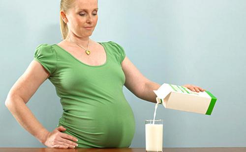 孕期牛奶怎么喝,孕期牛奶怎么挑选