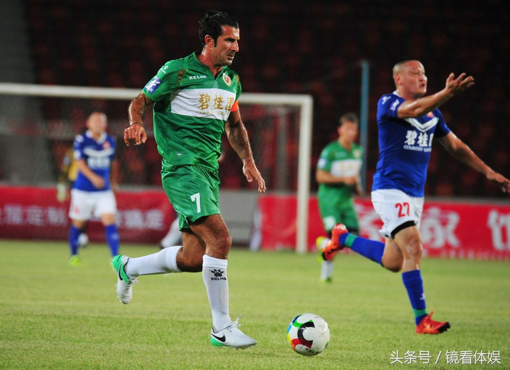 2017镜看体娱与佛山体育的50瞬间｜与巴萨球员偶遇与草根球星并肩