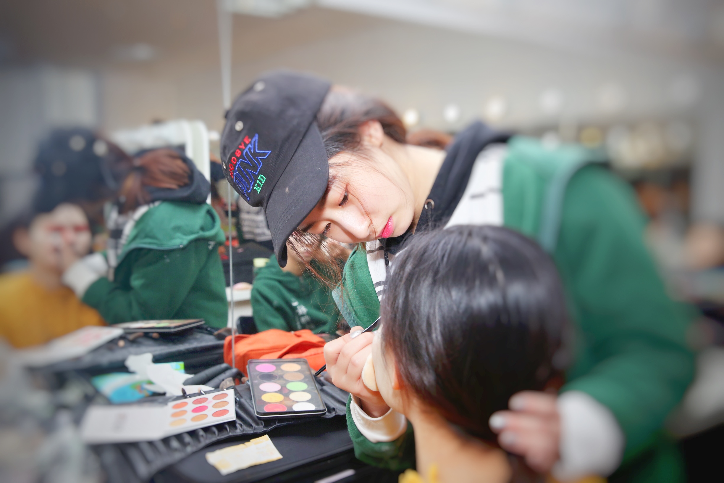 靠谱的化妆师培训学校排行榜,2020年化妆培训学校哪家好