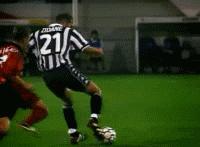 罗纳尔多的钟摆过人,外星人罗纳尔多钟摆过人