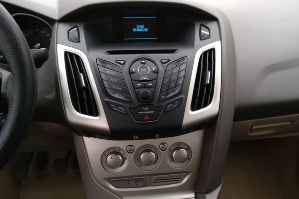 福特福克斯2012三厢20万公里,2012款福特福克斯省油模式