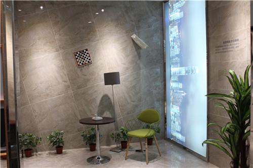 瓷砖被焊渣烫黑怎么办,瓷砖被刮花刮黑怎么办