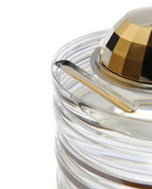 男朋友嫌弃我化妆品太贵了,男朋友觉得高级的化妆品