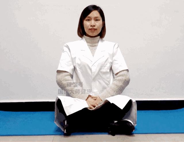 国医大师按摩背部,国医大师揉腹方法