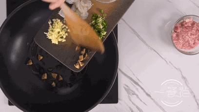 梦里蟳它千百度，《康熙来了》中小s最爱，红蟳饭你吃过吗？