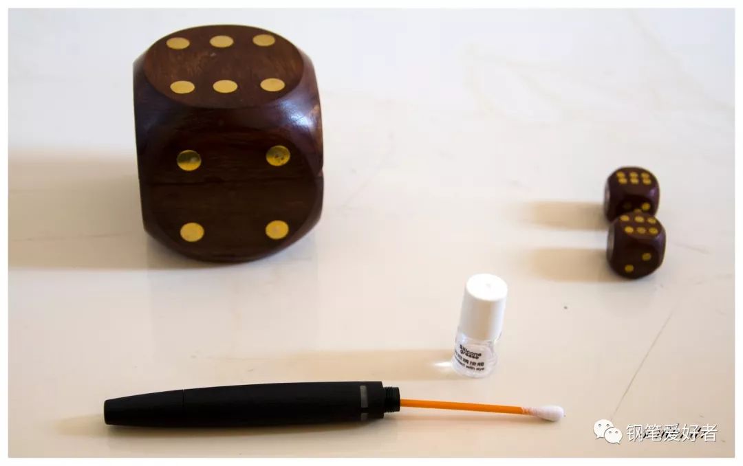 德国凌美lamy2000怎么加墨水,德国凌美lamy2000