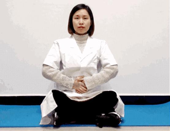 国医大师按摩背部,国医大师揉腹方法