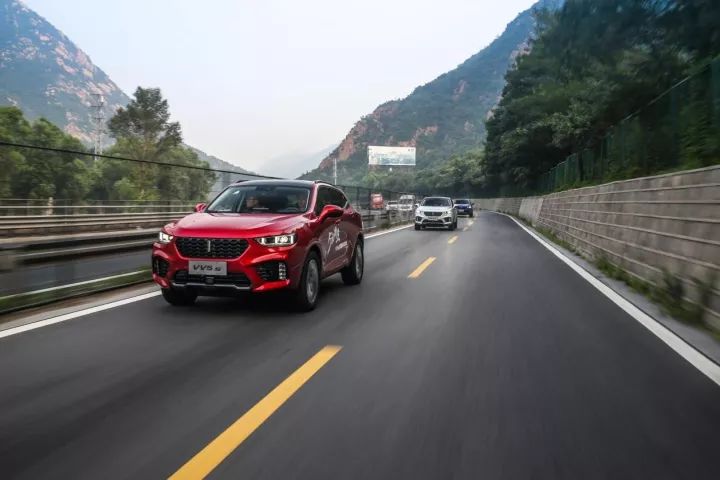 领克01对比长城魏派vv7,魏派vv7和奇瑞哪个安全