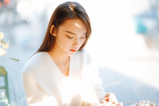 佳能85mmf1.4实图及报价,佳能85mmf1.8人像测评