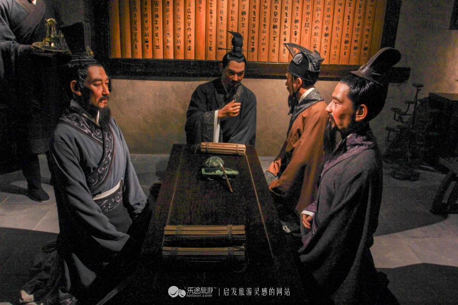 安徽省一个县，人口200万，人均GDP2万，还是管仲故里，真了不起