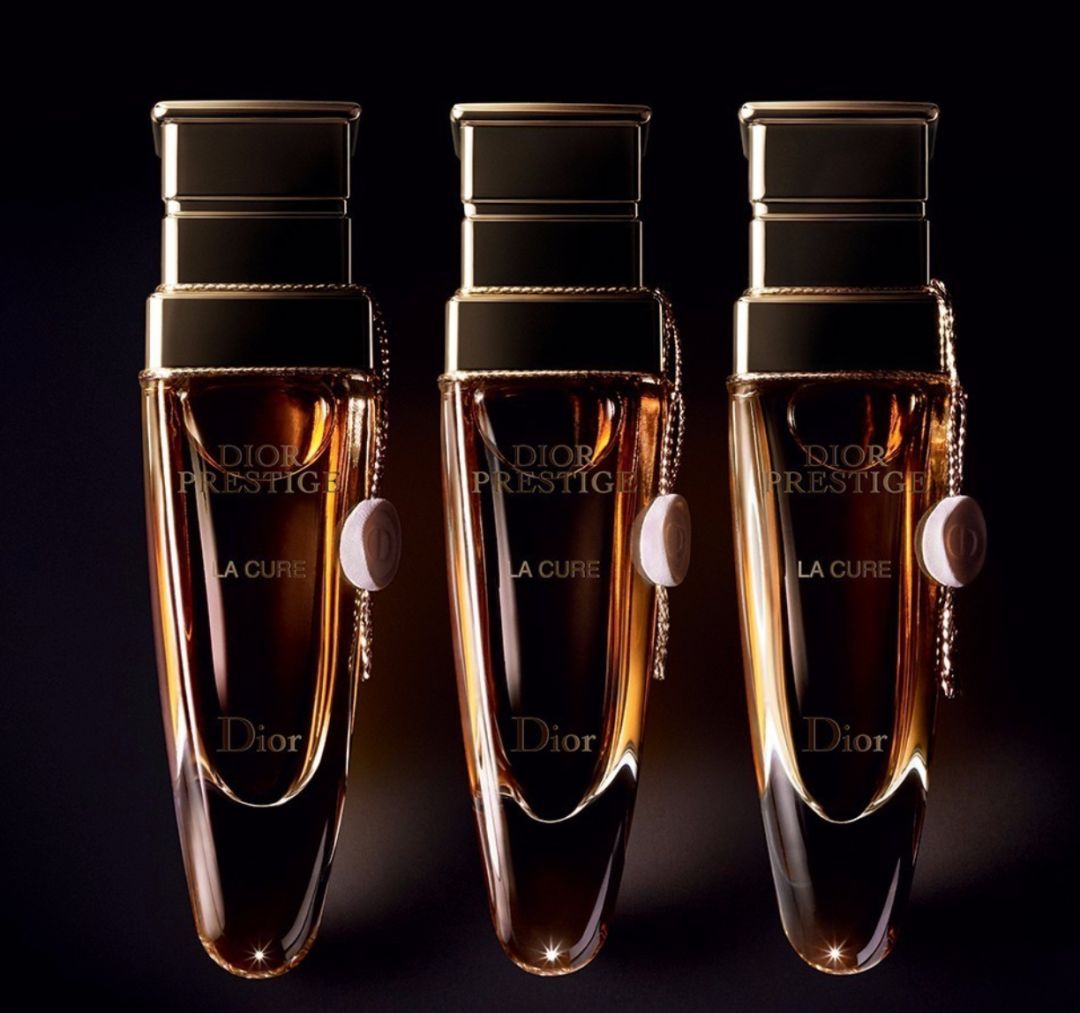 男朋友嫌弃我化妆品太贵了,男朋友觉得高级的化妆品