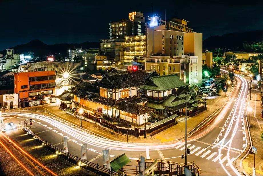 宫崎骏笔下的场景是真实存在的,宫崎骏现实版的场景