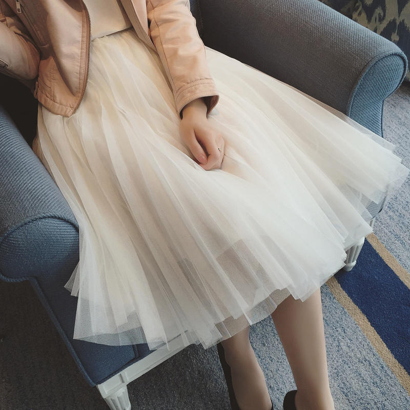 最新款的网纱裙,网纱裙洋气有质感