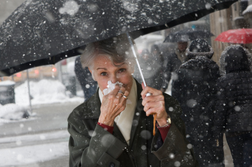 免疫力低下的人吃什么提高免疫力,中年人免疫力低下容易感冒怎么办