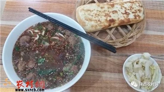 田建羊：天冷了不光要加衣更需要一碗驴丸粉汤