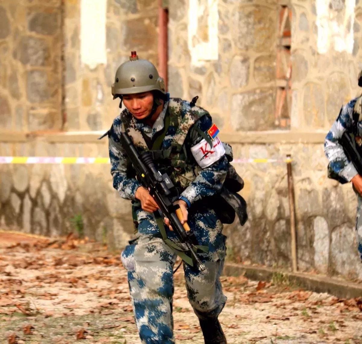 三栖特种兵需要哪些技能,三栖特种兵的要求