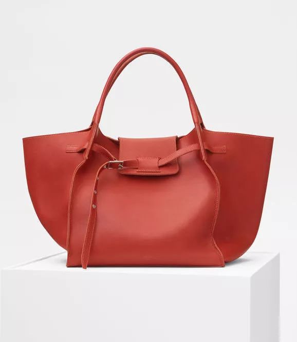 在国外买大牌包包真的便宜很多嘛,哪个国家的包包最便宜