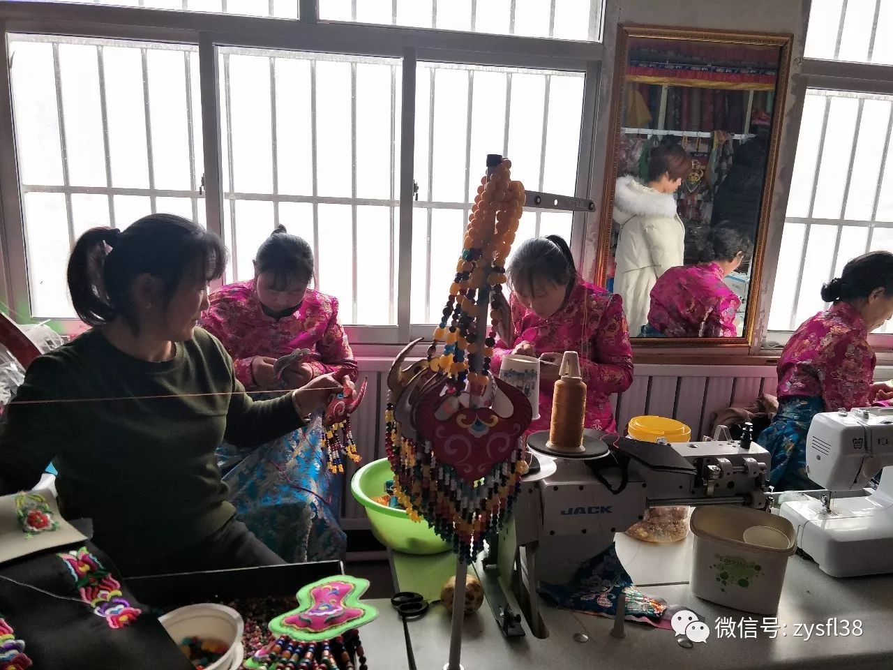 头条丨让山里的妇女在家门口就能挣到钱——甘肃张掖基层妇联改革又上《中妇报》头版了