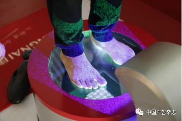 一场“敢性”营销，能否打碎康奈品牌老化的僵局？