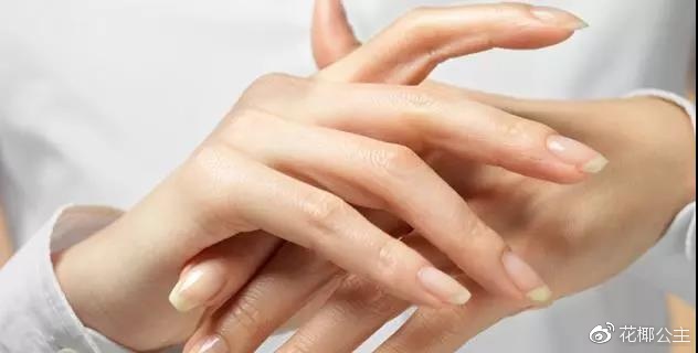 经常做美甲指甲伤了怎么修护,频繁做美甲指甲很薄怎么保养