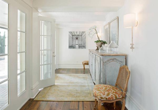 白墙脏了怎么办最好的方法,白墙脏了轻松一招搞定