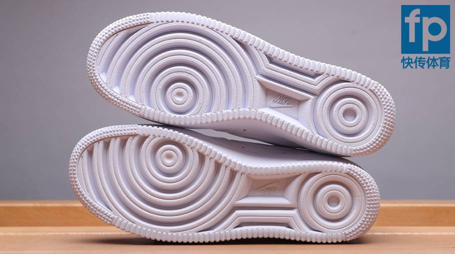 nikeairforce1mid开箱,nikeairforce1ultrafly