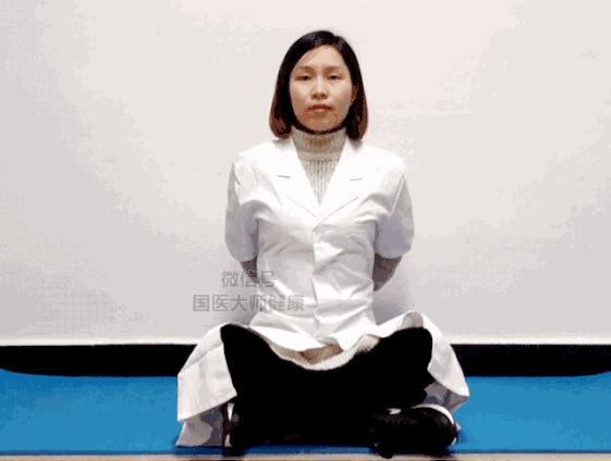 国医大师按摩背部,国医大师揉腹方法