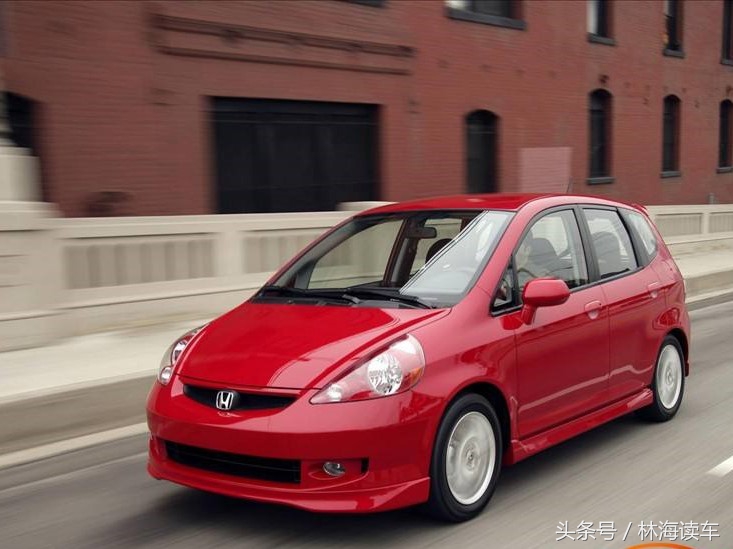 代步练手二手车1万以内自动挡,1万元左右最省油的代步练手车