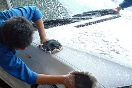 高温下如何保障爱车安全,冬天天冷保护爱车