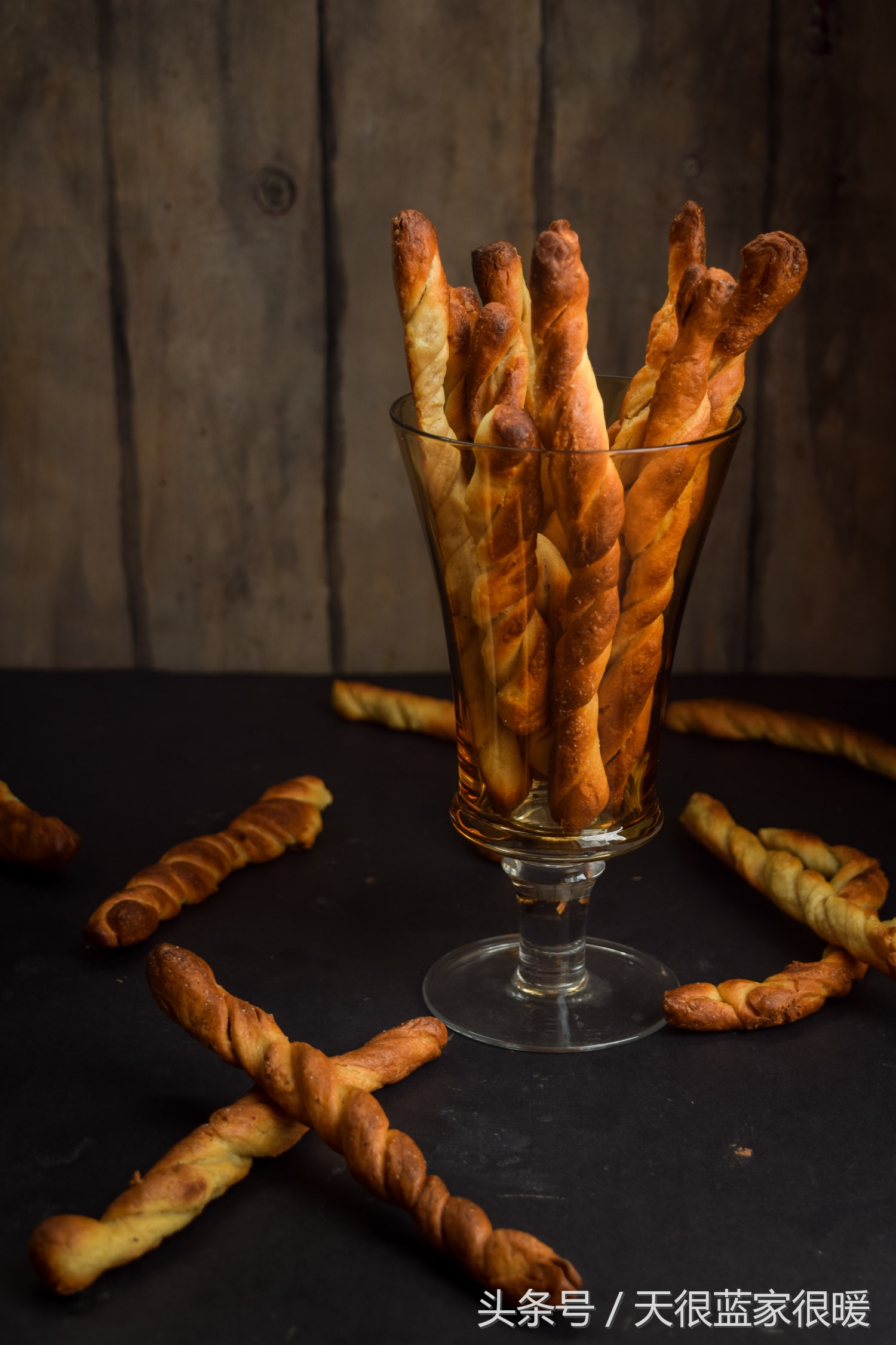 香脆芥末饼干棒图解,香脆虾米芝麻薄片脆饼干