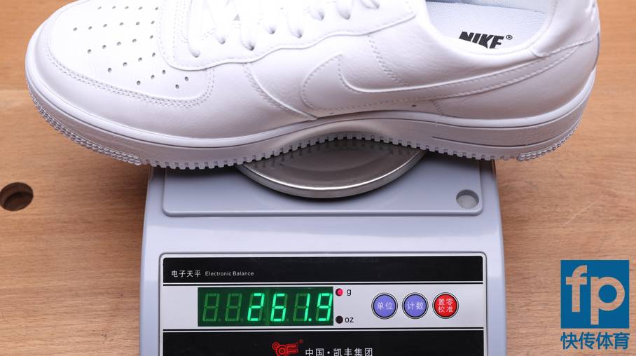 nikeairforce1mid开箱,nikeairforce1ultrafly