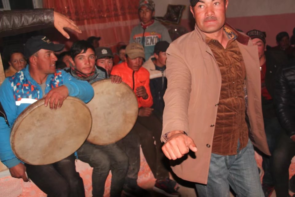 探访新疆帕米尔高原唯一白人民族,探秘帕米尔高原塔吉克族