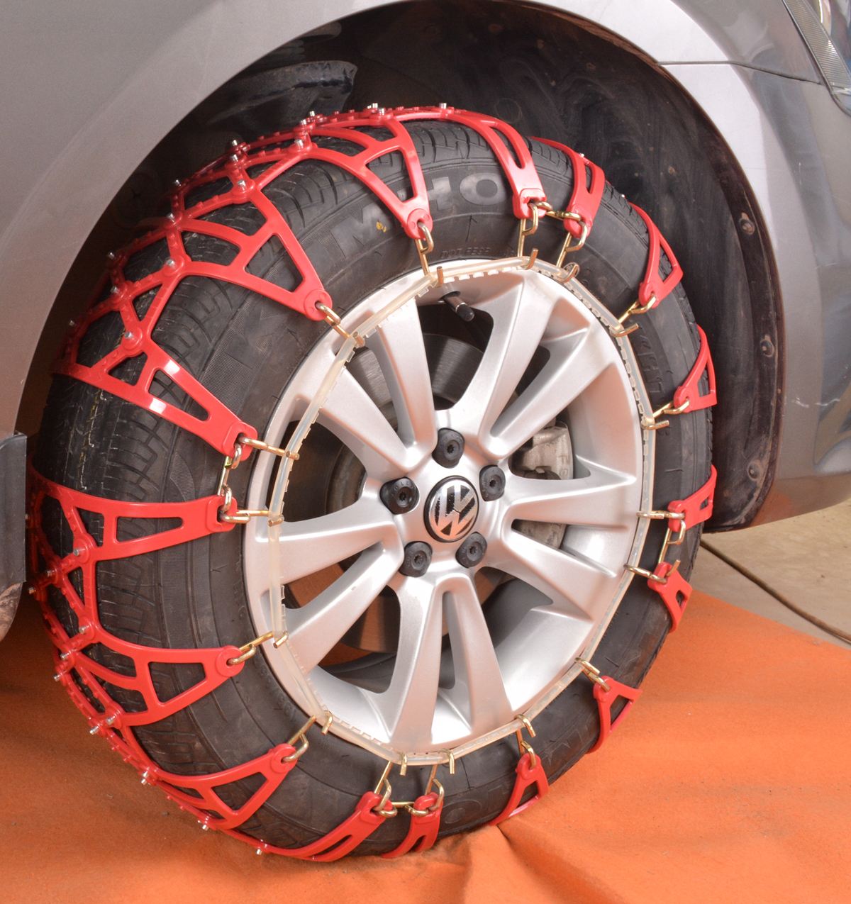 高温下如何保障爱车安全,冬天天冷保护爱车