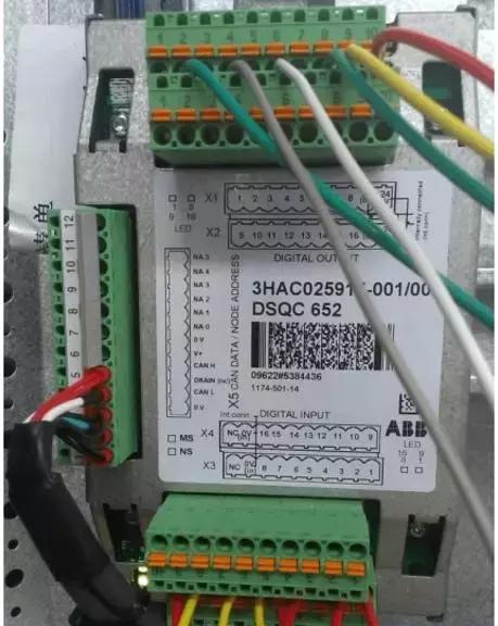 工业机械手3000元,工业机器人调试和维修哪个好