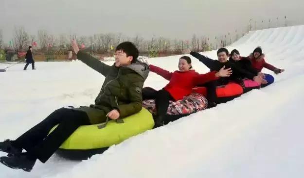 北京旅游冰雪场,北京最大冰雪乐园