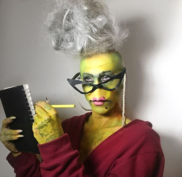 英国女人仿妆小丑女,英国恶女人仿妆