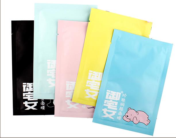 化妆师要怎么样才能赚钱,月入几万适合的化妆品