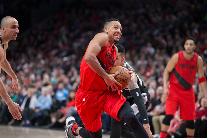 威少十佳球第一位,哈登和威少最近表现